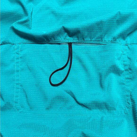 Nike Running Division Dri-Fit Green Short Sleeve Shirt size Large - Picture 10 of 10